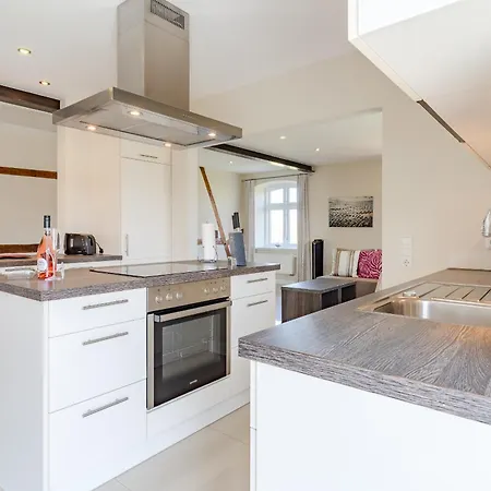 Apartment Lille Hus 2