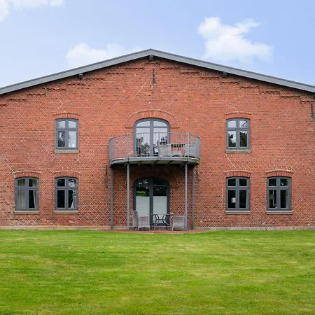 Daire Lille Hus 2 *